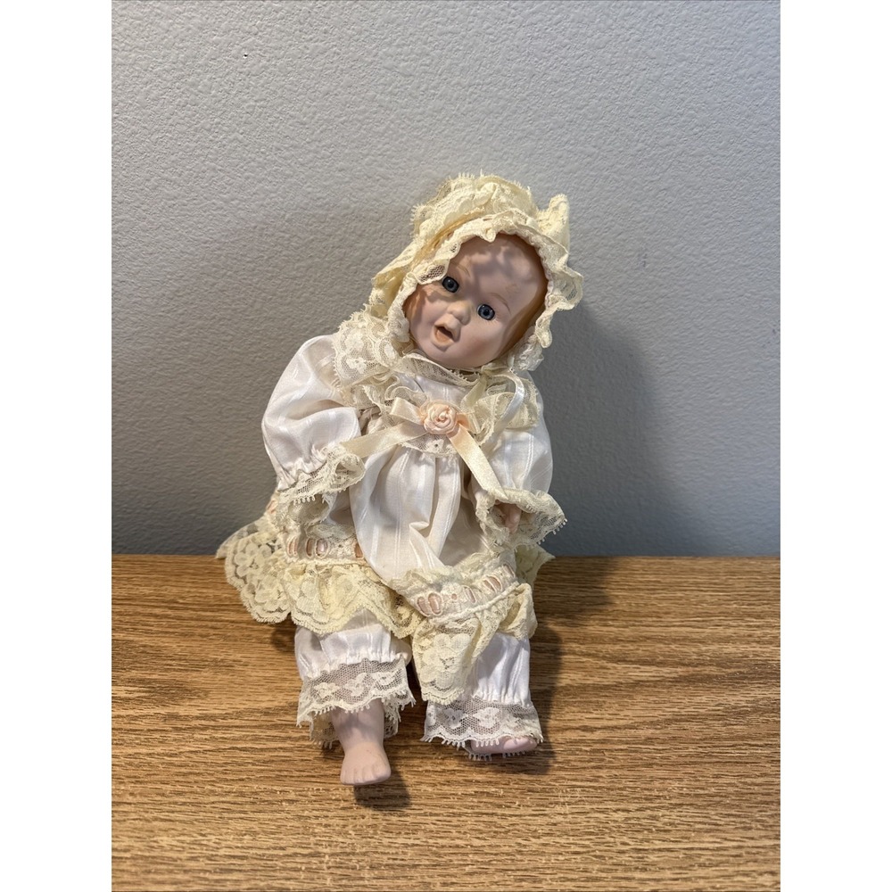 Vintage Wind Up Baby Doll Musical Baby Head And Upper Body Moves With Music